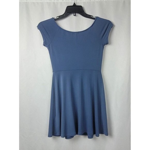 Kimchi Blue Knit Crepe Off-The-Shoulder Casual Mini Dress Size M - Picture 9 of 9
